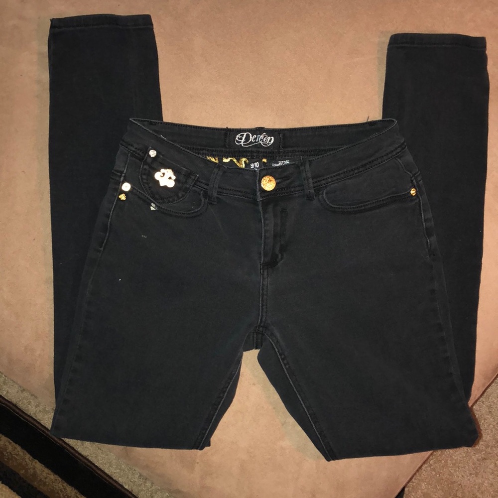 Dereon Jeans